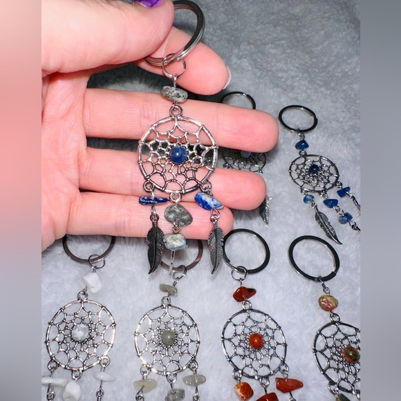 New Dreamcatcher Keychain - Picture 13 of 14